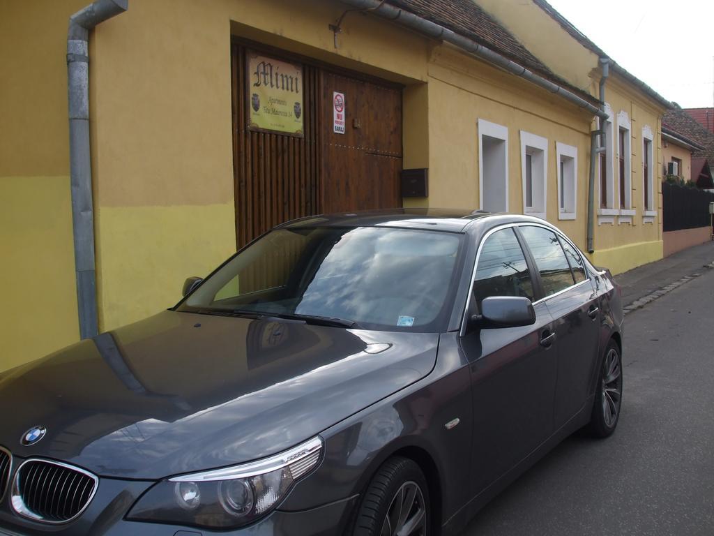 Pensiunea Mimi Medias Bagian luar foto